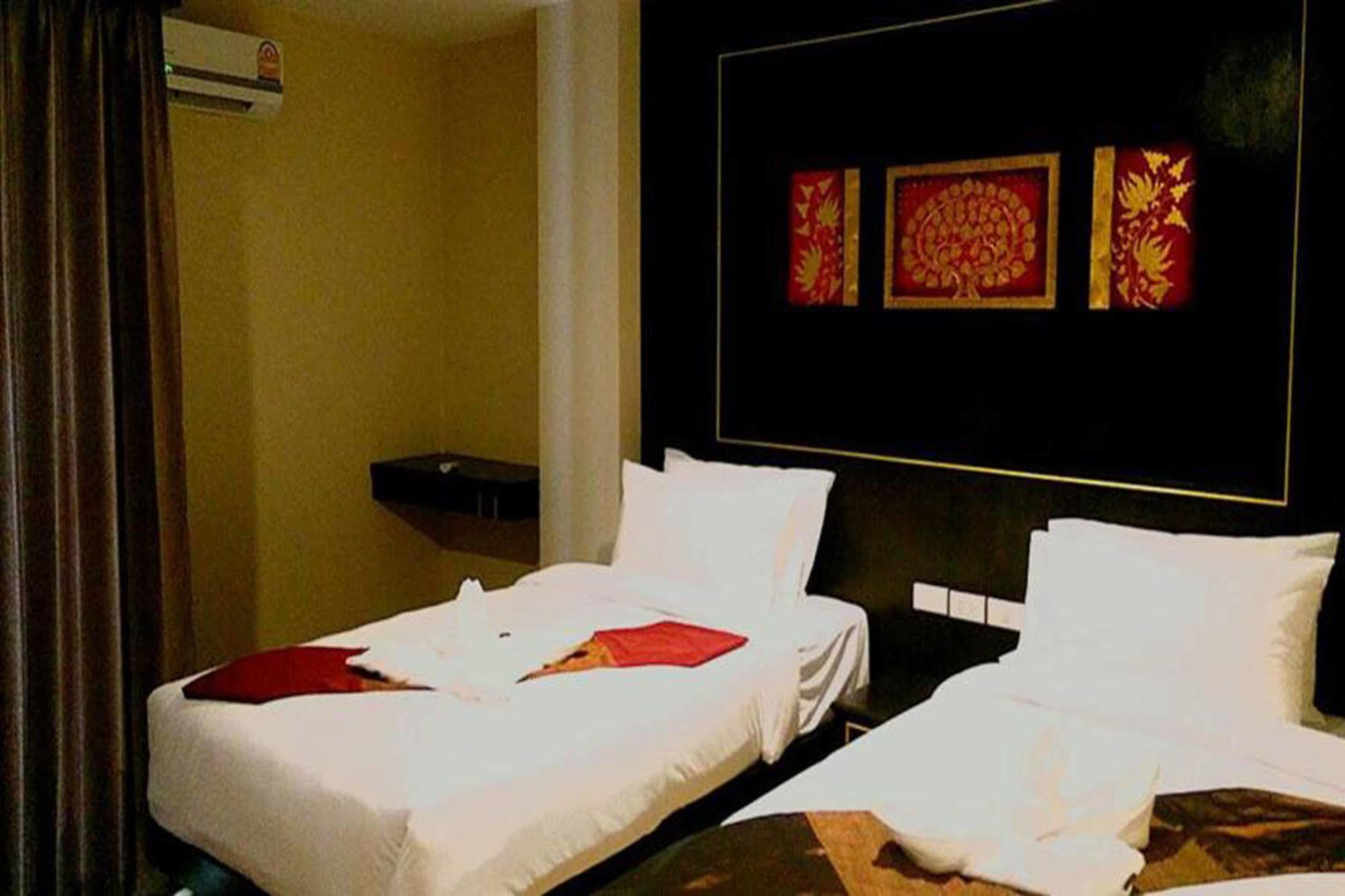 Metro Hotel & Spa Thung Song Exterior photo